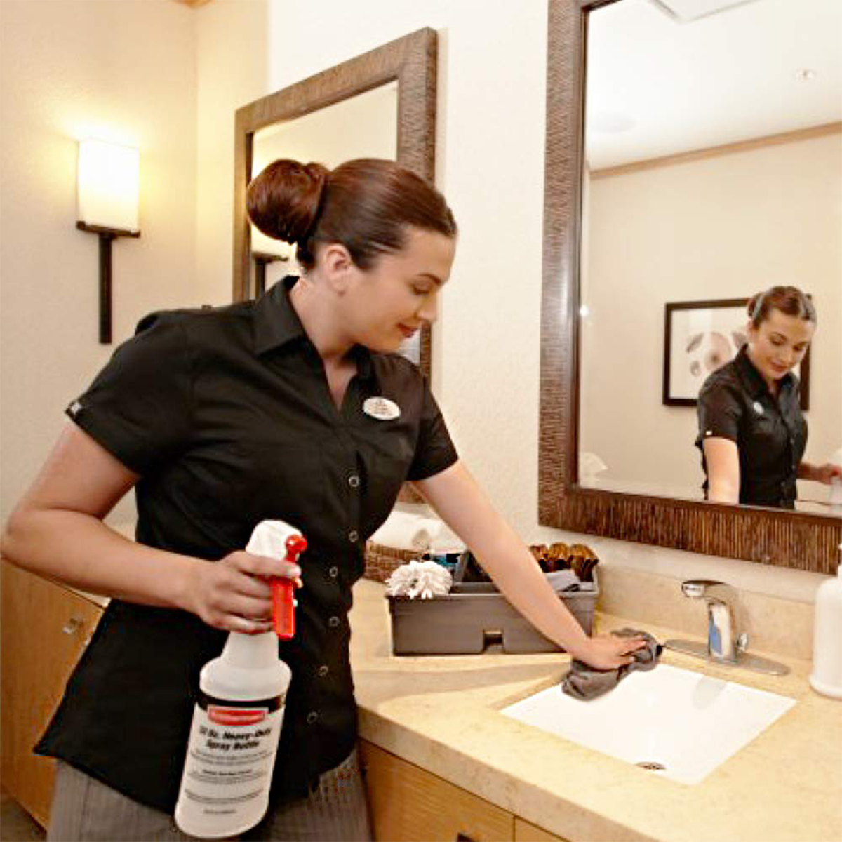 กระบอกฉีดน้ำ Rubbermaid 32 oz