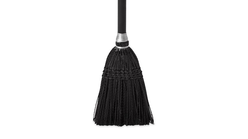 EXECUTIVE SERIES™ LOBBY BROOM, WOOD HANDLE, BLACK